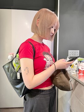 シリー(Silly) ミルクティーベージュとボブ