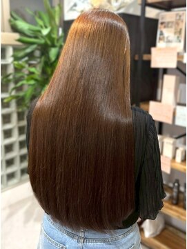 ミツバ(3tuba) ブラウンベージュ スーパーロング 髪質改善 20代