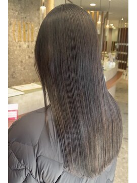 アース コアフュールボーテ 北小金店(EARTH coiffure beaute) ナチュラルストレートロング