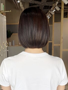 ルーチェ バイ シカマ(LUCE by ∞ SIKAMA) 乾かすだけでまとまる、大人の軽めショートボブ◎