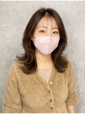 大人女子向け韓国風ミディアムヘア