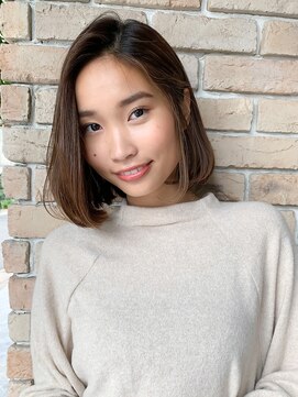 ミィ 表参道(mee.) 【mee.】ハセガワヒトシ　シアーベージュ　大人ボブ☆表参道