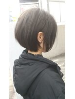 ヘアーメイクオズ(hair make O/S)&nbsp;担当 照井 ブルーグレー×丸みショート