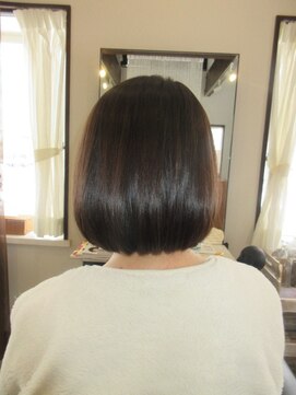 コア フィール ア デイ(COIFFURE A DAY) お得なクーポン有り!【M3Dストレート】【見附今町髪質改善】