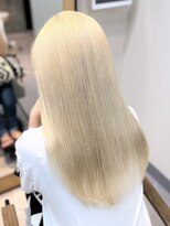リノショアーズ 元町店(RINOSHORES)&nbsp;大人可愛いブロンドカラー外国人風カラーブリーチ美髪