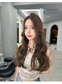 博多／韓国ヘア/センター分け/レイヤーカット/透明感カラー
