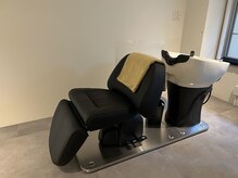 デイズ(DAY’S)の雰囲気（腰に負担がかかりにくいフルフラットシャンプー台です♪）