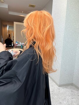 天神美容室 【KASUMI天神美容室】ハイトーン×海外レイヤー×オレンジ