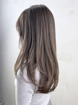 アイティーバイアルバム 下北沢店(IT by ALBUM) ロング顔周りレイヤー美髪_ba539081