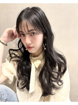 ハルキミナト ジャパン ヨコハマ(HARUKI MINATO japan YOKOHAMA) ブルーアッシュ/アッシュグレー/こなれ感溢れるレイヤーカット