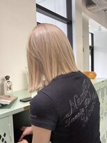 ホロ(hollo)&nbsp;透明感抜群ダブルカラー/ミルクティーベージュ