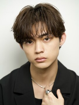 ルーシー 川越(LUCEY) センターパートフェザーパーマシャドウパーマメンズパーマ