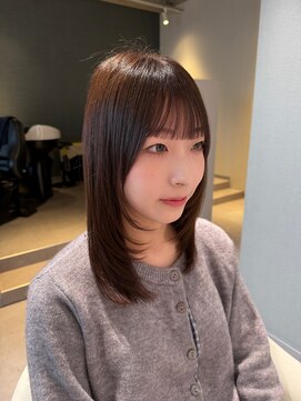 アム(amu) レイヤーカット/顔周りレイヤー/ミディアムレイヤー/前髪カット