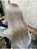 ホワイトベージュ