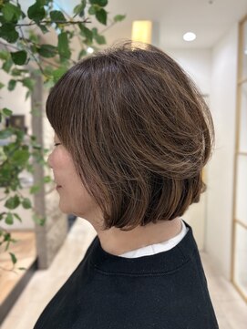 ジ オスカー(THE OSCAR) 大人女性のお洒落なハイライトスタイル　[THE OSCAR 馬渡]