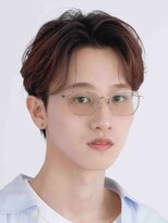 フィフス 渋谷(fifth)&nbsp;フェザーパーマ×テーパーフェードで海外ビジネスマンヘアに