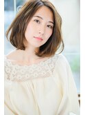透け感カラーで大人ミディアムスタイル　似合わせカット
