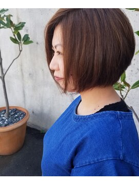 ヘアースペース レガッタ(hair space Regatta) カジュアル前下がりボブ