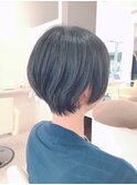 美シルエット×ショートボブ