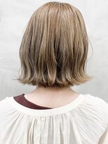 ソーコ 渋谷(SOCO)&nbsp;＊【SUN】ワンブリーチで透明感ベージュ（モエ）