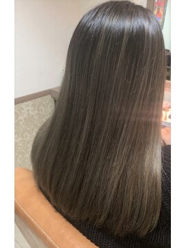 ミューテ(Mu-te) グレ－ジュ（ソンブレ）