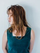 ディンプル 越谷駅前(DiMPlE)&nbsp;前上がりレイヤーロングDiMPlE越谷/越谷駅前/