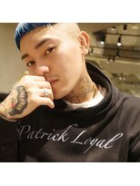 ビビト(bibito)&nbsp;bibito ツーブロック　ブルーヘア　モードなバーバースタイル