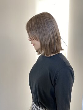 シアター(CIARTOR) シルバーべージュ