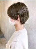タイト丸みショートオリーブ_グレージュカラーボブ_ba320892