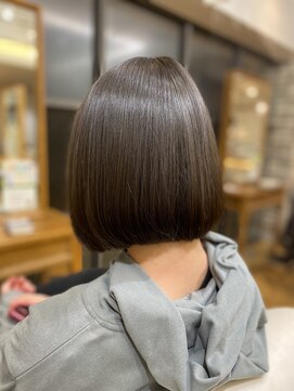 リゾートフォーヘアー 嵯峨店(ReSORT FOR HAIR) 内巻き丸みボブ