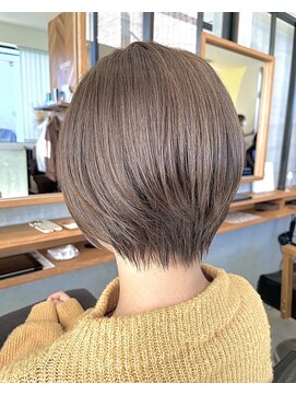 ソッカ(socca) 大人気ハイトーン丸みショート