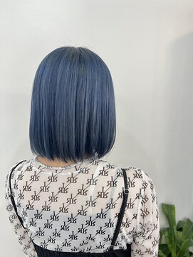 エイトヘアー(Eight hair) ブルー×ナチュラルボブ