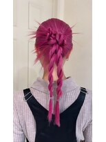 ホテリー(Hotely)&nbsp;ヘアセット結婚式お呼ばれアップスタイル