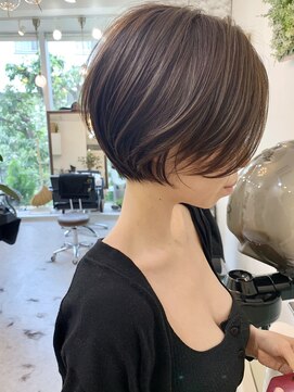 アイドットプラス 表参道(i.+omotesando) 前髪あり小顔つや髪顔まわり簡単スタイリングショートボブヘア