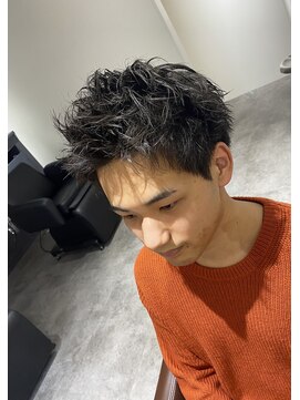 クオル 立川(QOL) セットが5分で終わる 無造作スパイキーショート