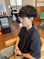 ロイ(roi) シャドウパーマ　ニュアンスパーマ　波巻きパーマ