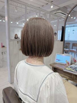 マインバイアフロートギンザ(MYNE by AFLOAT GINZA) ボブ/タッセルボブ/切りっぱなしボブ/タンバルモリ