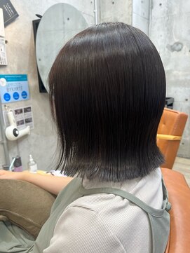 コージー(Kozy) くびれヘア/切りっぱなしボブ