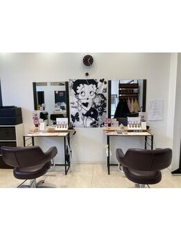 完全マンツーマンだから相談しやすく通いやすい雰囲気を大切にしています◎カット＋カラー＋TR 6400円～