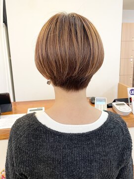 モリオ フロム ロンドン 成増店 【morio成増/米村】くびれショート