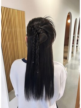 ムーン バイ ケンジ(moon by KENJE) 【Nanaka】カチモリヘアセット