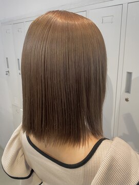 アカデミーサロンイー 代々木店(Academy Salon E) 【Academy SALON E】ミルクティーベージュ