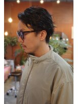 エディ(Edy)&nbsp;メンズセンターパートフェザーパーマケアパーマ眉毛カット岡山