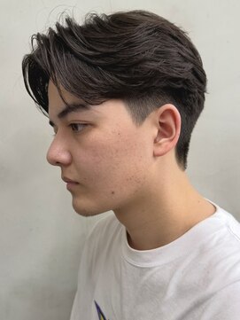 ニコ トウキョウ 渋谷(nico TOKYO) 刈り上げセンターパートテーパーフェードカットニュアンスパーマ