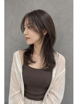 ラベルムバイエーケー(La Belleme by AK) 小顔見え顔まわりレイヤーミディ