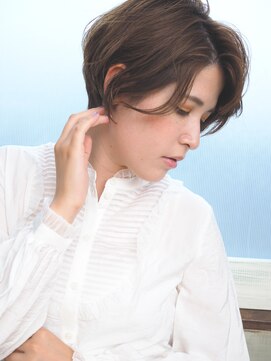 グランアージュ 柏西口店(grandage) 耳掛け無造作ショート【grand age柏】