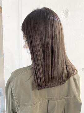 リッカ(RICCA) 【RICCA aya】切りっぱなしロブ×オリーブベージュ/20代30代