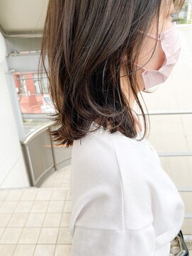 オーシャン(Ocean) ［OCEAN Hair&Life 水田成美］シークレットハイライトくびれヘア