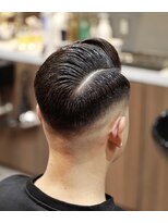 バーバーショップ スバル(BARBERSHOP SUBARU)&nbsp;＜理容室＞＜バーバー＞七三スキンフェードサイドパート