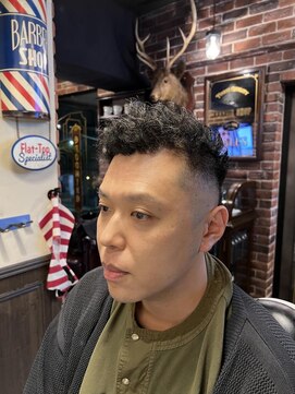 バレス 田町(BALES) フェード＋ピンパーマスタイル